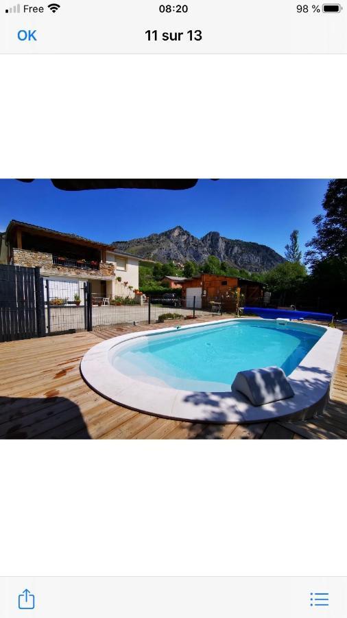 Au Bord De L Eau Bed & Breakfast Surba Exterior photo