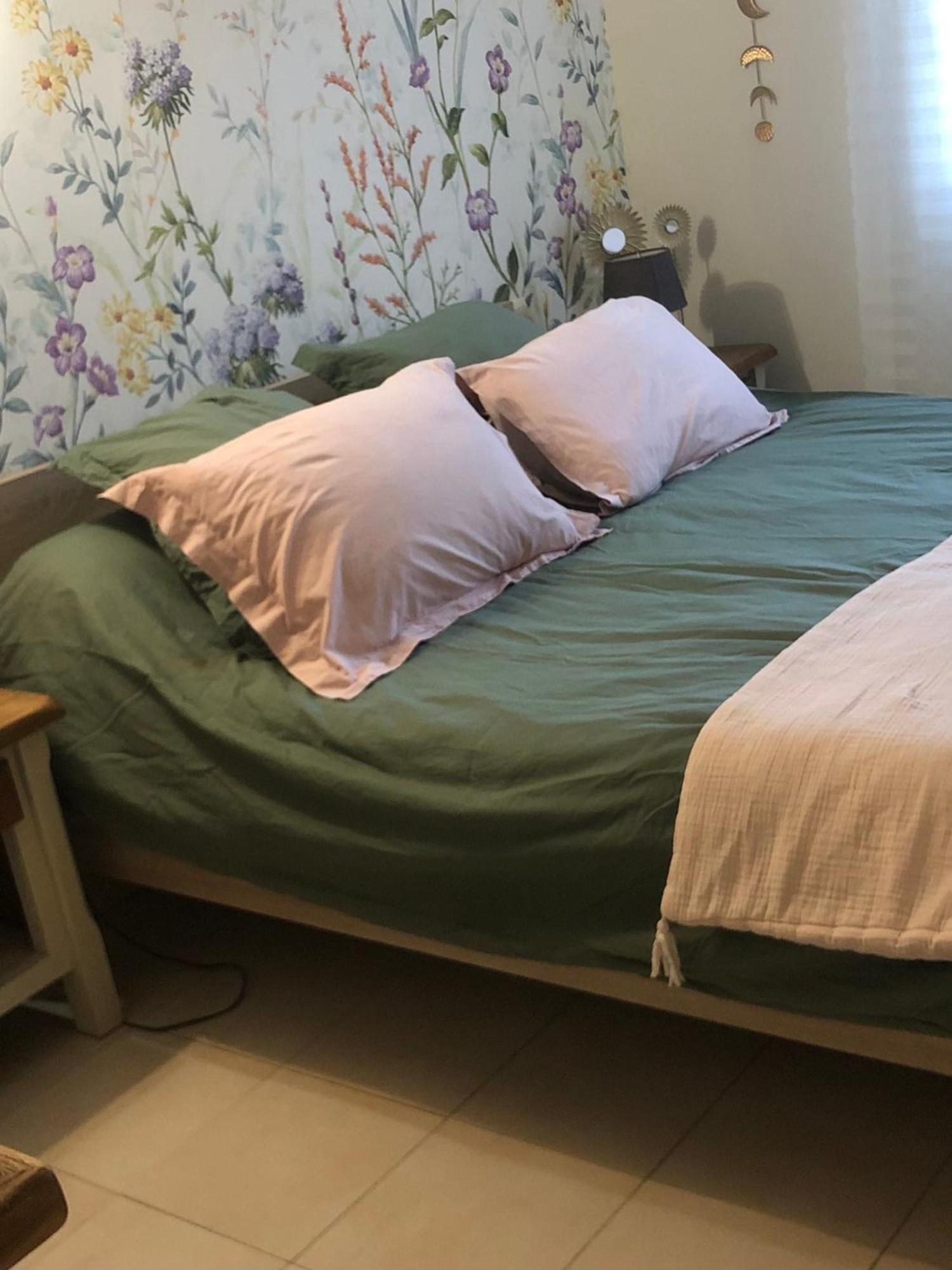 Au Bord De L Eau Bed & Breakfast Surba Exterior photo